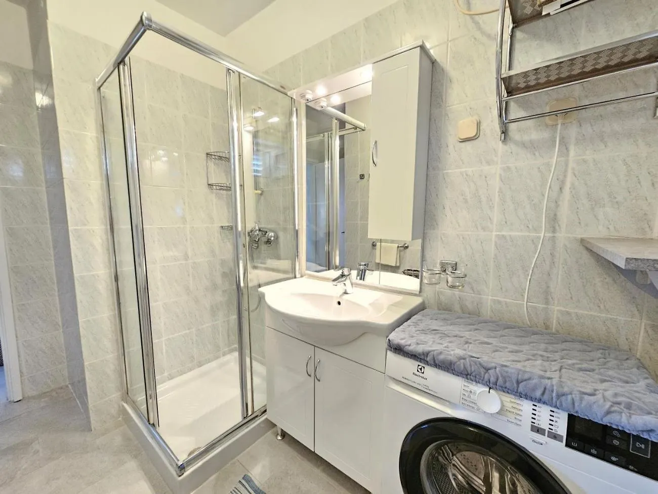 Leo Room 1 Nv - Room For 2 Persons With Bathroom And Balcony Novi Vinodolski Guest house